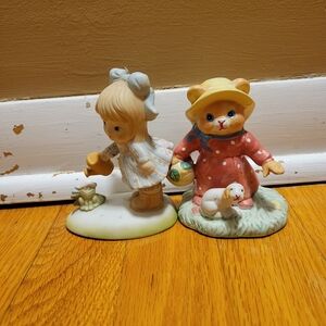 Vintage Heartline Porcelain Little Girl & Cat With A Hat